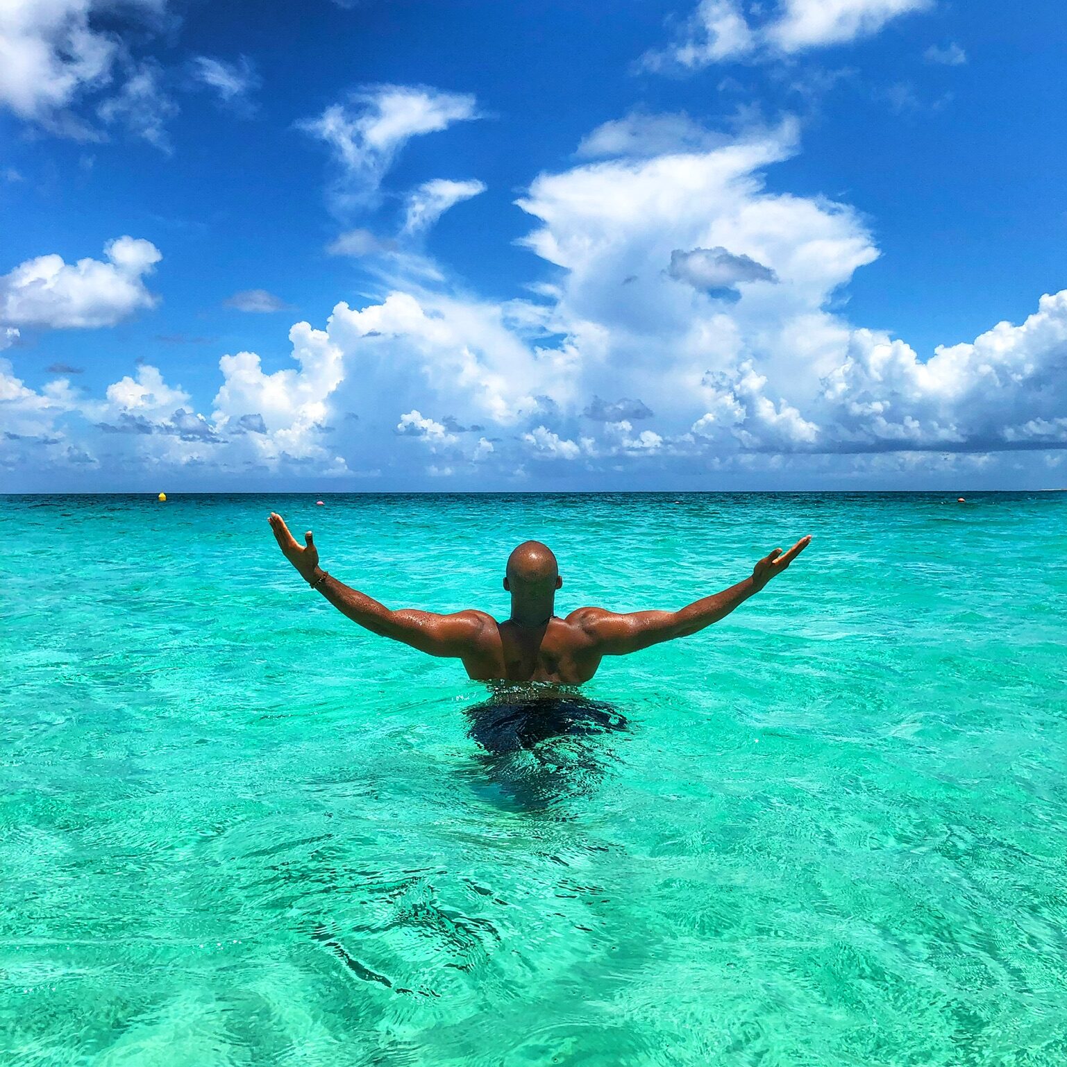 Discover the world, Discover yourself